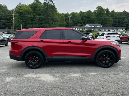 Used 2022 Ford Explorer ST w/ Equipment Group 401A AWD/4WD image 2