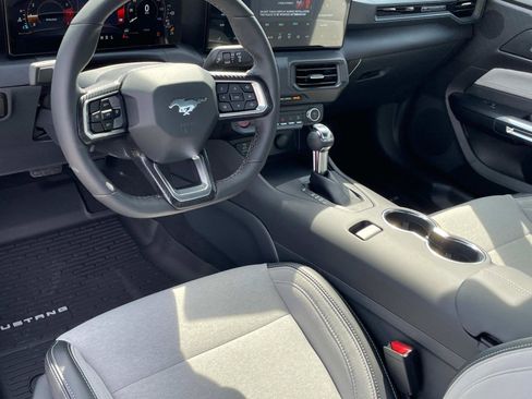 New 2025 Ford Mustang Coupe image 7