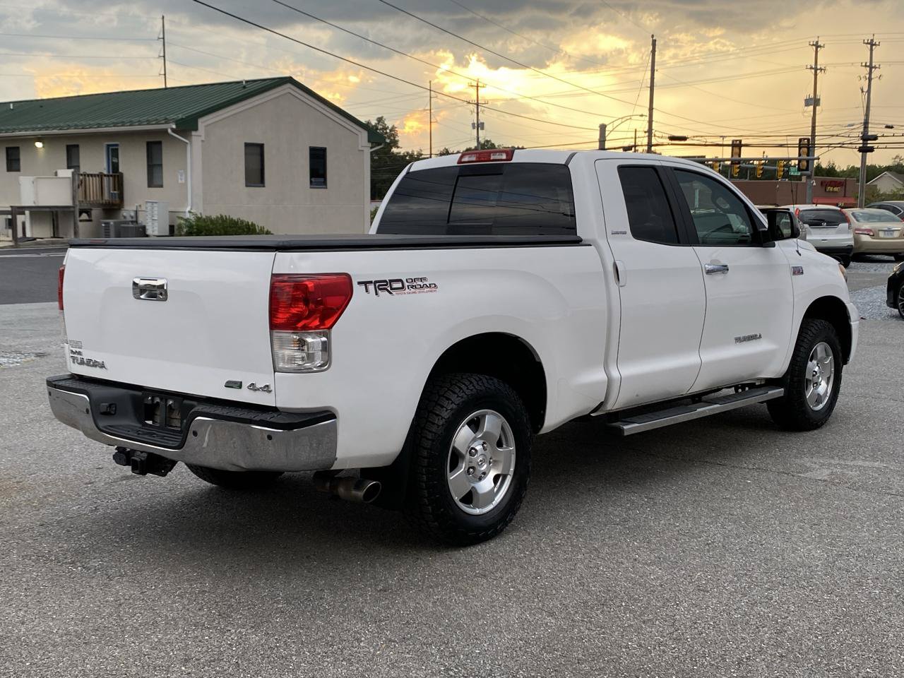 Used 2010 Toyota Tundra Limited AWD/4WD image 3
