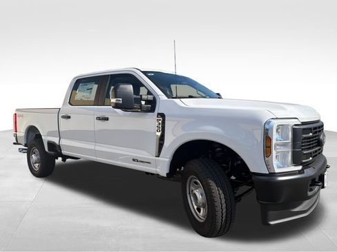 New 2026 Ford F350 XL w/ Snow Plow/Camper Package AWD/4WD image 13