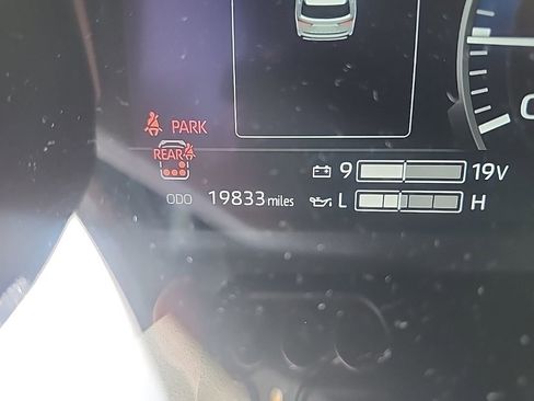 Used 2025 Toyota Sequoia Capstone image 2