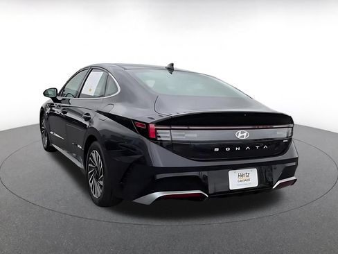 Used 2025 Hyundai Sonata SEL FWD image 10