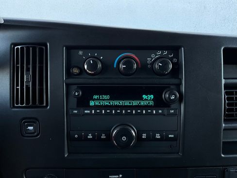 Used 2024 Chevrolet Express 3500 LT w/ LT Preferred Equipment Group image 23