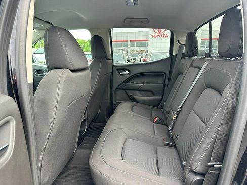 Used 2022 Chevrolet Colorado LT w/ LT Convenience Package RWD image 11