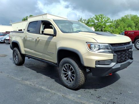 Used 2021 Chevrolet Colorado ZR2 AWD/4WD image 3