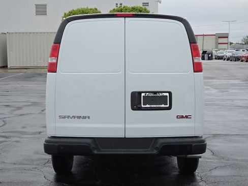 New 2026 GMC Savana 2500 w/ Driver Convenience Package RWD image 15