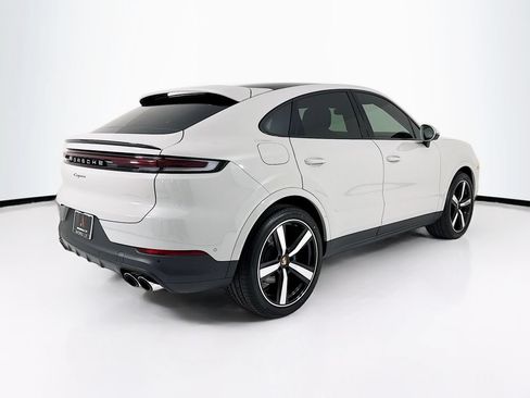 New 2026 Porsche Cayenne Coupe AWD/4WD image 9
