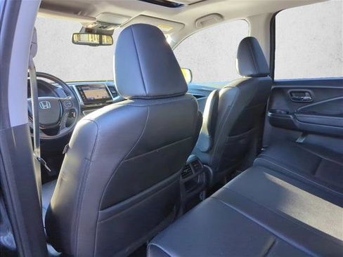 Used 2020 Honda Ridgeline RTL-E image 19