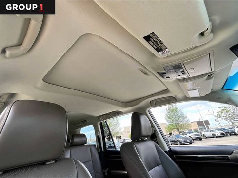 Certified 2021 Lexus GX 460 Luxury w/ Sport Design Package AWD/4WD image 12