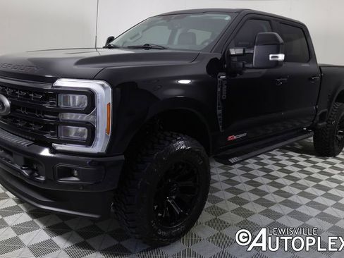 Used 2023 Ford F250 Lariat w/ Lariat Ultimate Package AWD/4WD image 12