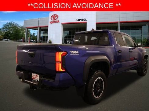 Used 2024 Toyota Tacoma TRD Off-Road image 3