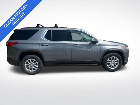 Used 2020 Chevrolet Traverse LT w/ LPO, 'HIT The Road' Package AWD/4WD image 2