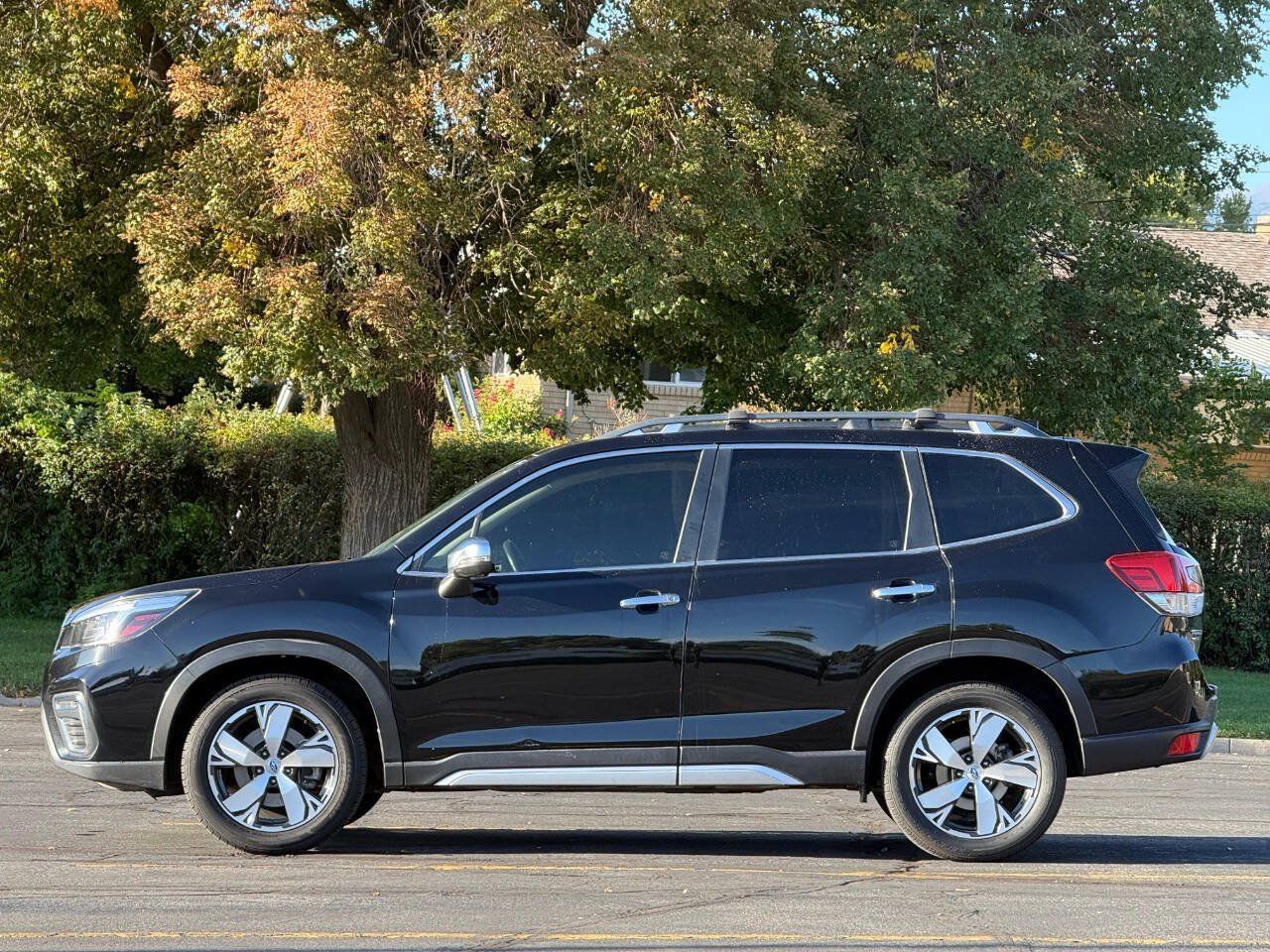 Used 2019 Subaru Forester Touring w/ Popular Package #3 AWD/4WD image 2
