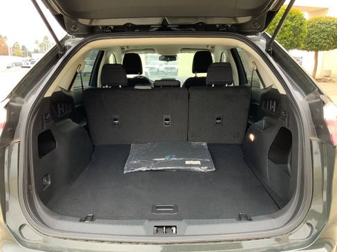 New 2024 Ford Edge SE w/ Black Appearance Package image 23