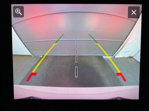 Used 2022 Chrysler Pacifica Limited image 20