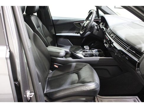Used 2018 Audi Q7 3.0T Prestige image 13