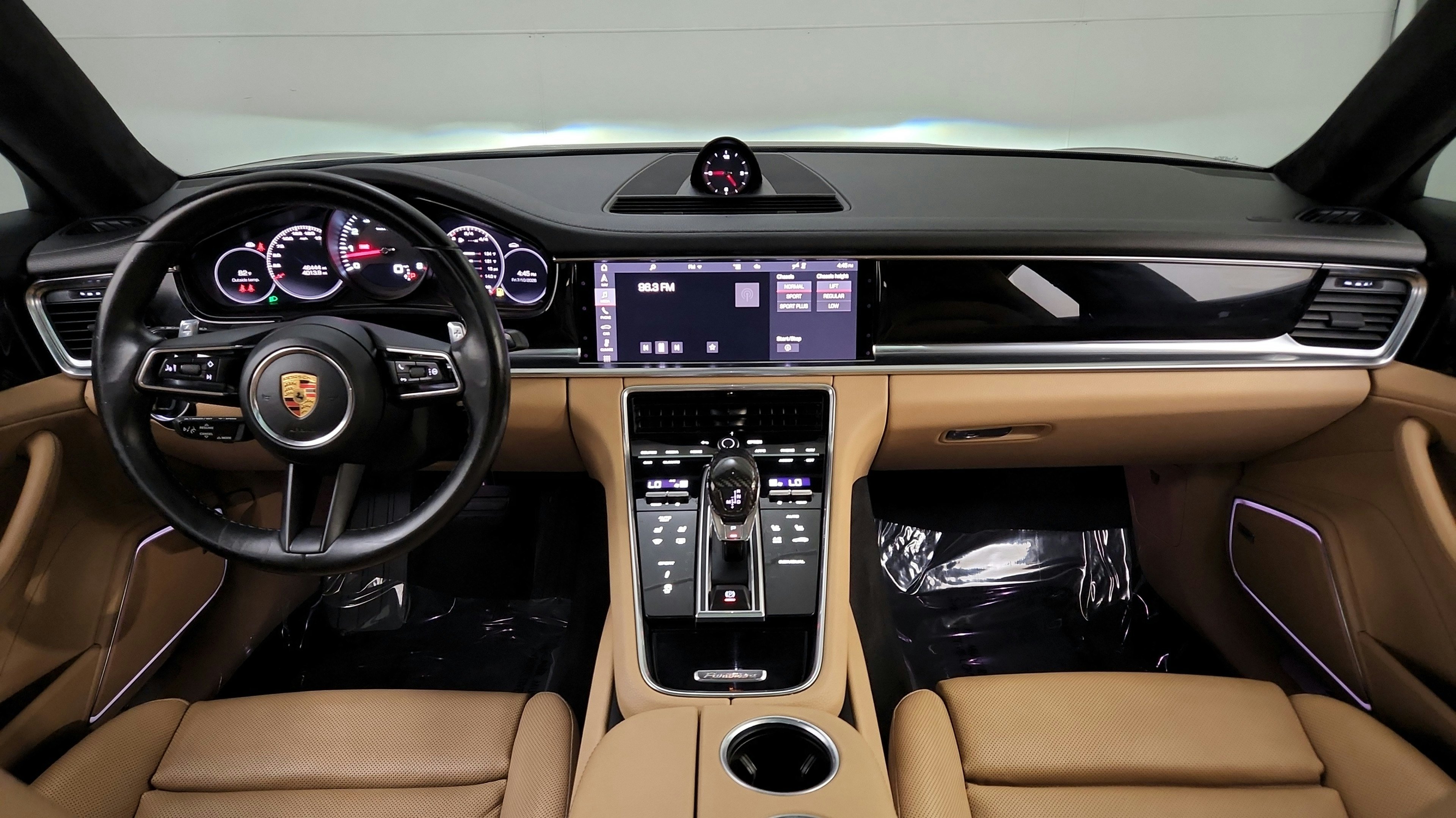 Used 2021 Porsche Panamera 4 AWD/4WD image 20