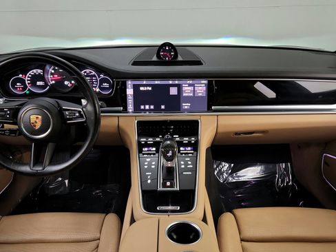 Used 2021 Porsche Panamera 4 AWD/4WD image 20