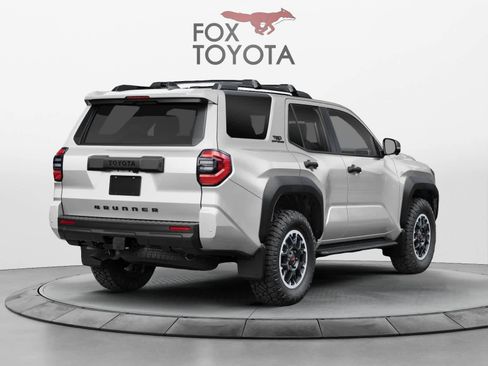 New 2025 Toyota 4Runner TRD Off-Road Premium AWD/4WD image 2