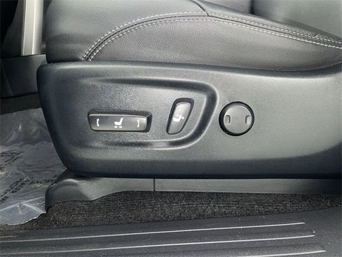 Used 2023 Toyota 4Runner SR5 Premium image 22