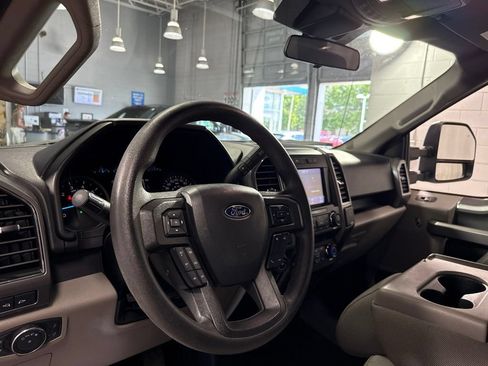 Used 2019 Ford F150 XLT w/ Max Trailer Tow Package AWD/4WD image 15