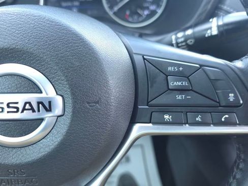 Used 2021 Nissan Sentra SV image 26