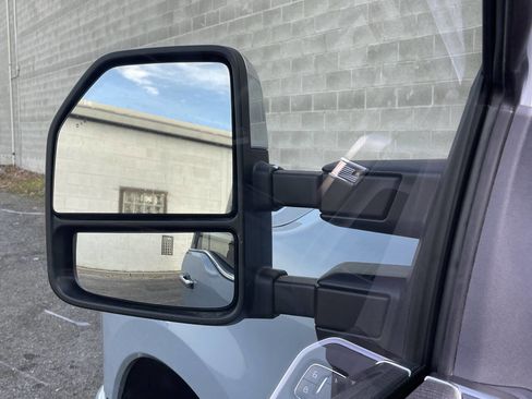 Used 2024 Ford F350 Platinum w/ Tremor Off-Road Package image 15