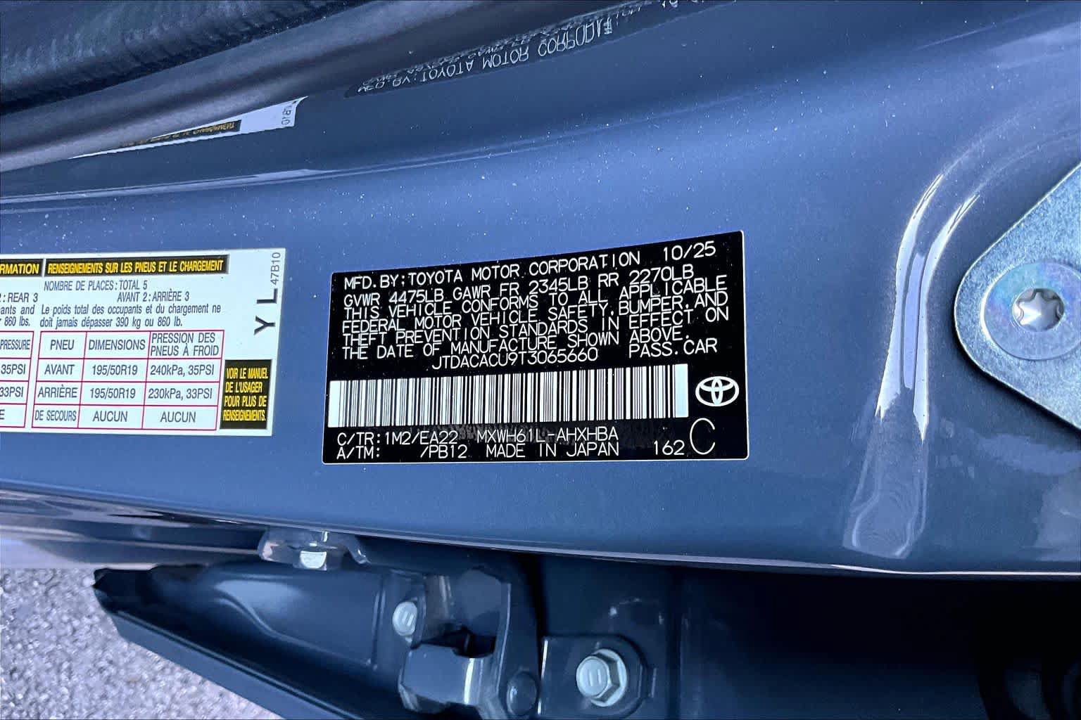 Used 2026 Toyota Prius Plug-In Hybrid FWD image 34
