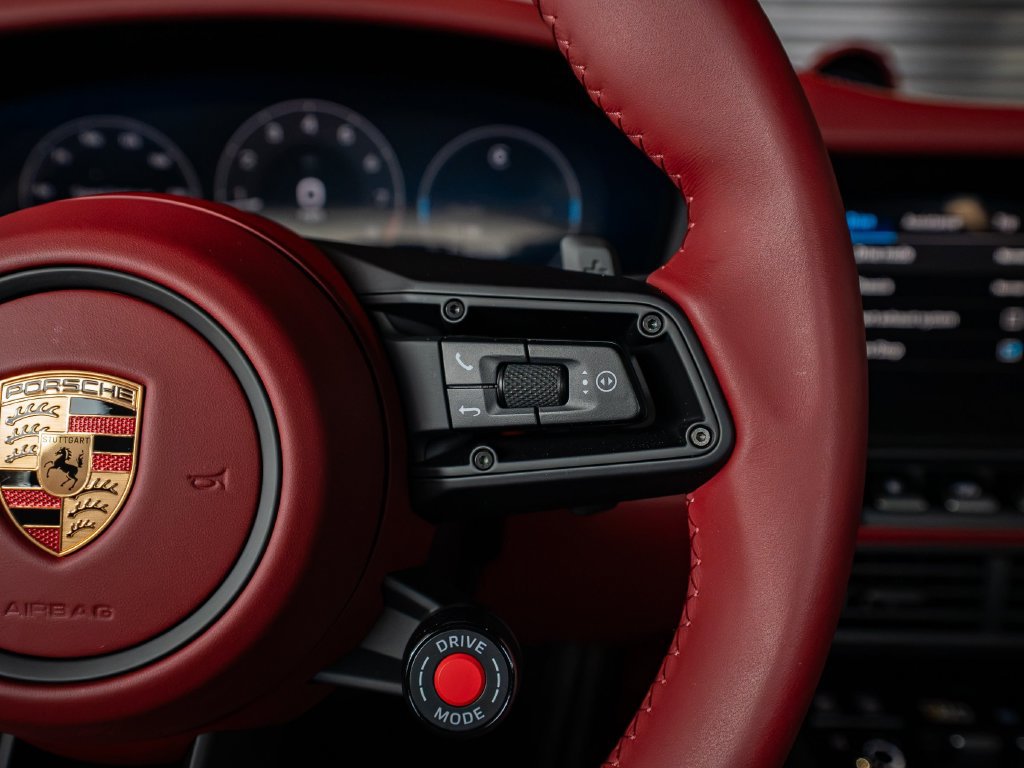 Certified 2025 Porsche 911 Carrera 4 GTS AWD/4WD image 16
