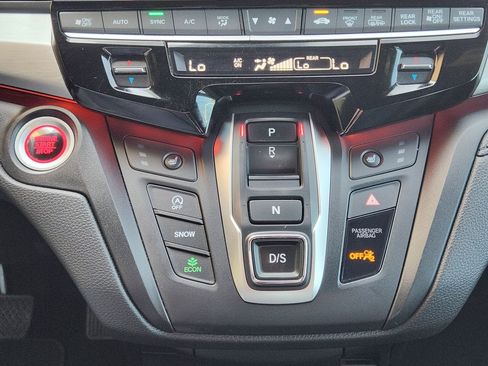Used 2025 Honda Odyssey Sport-L image 18