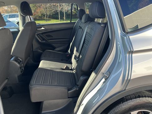 Used 2023 Volkswagen Tiguan S image 17