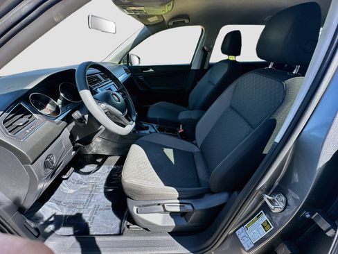 Used 2019 Volkswagen Tiguan S AWD/4WD image 13