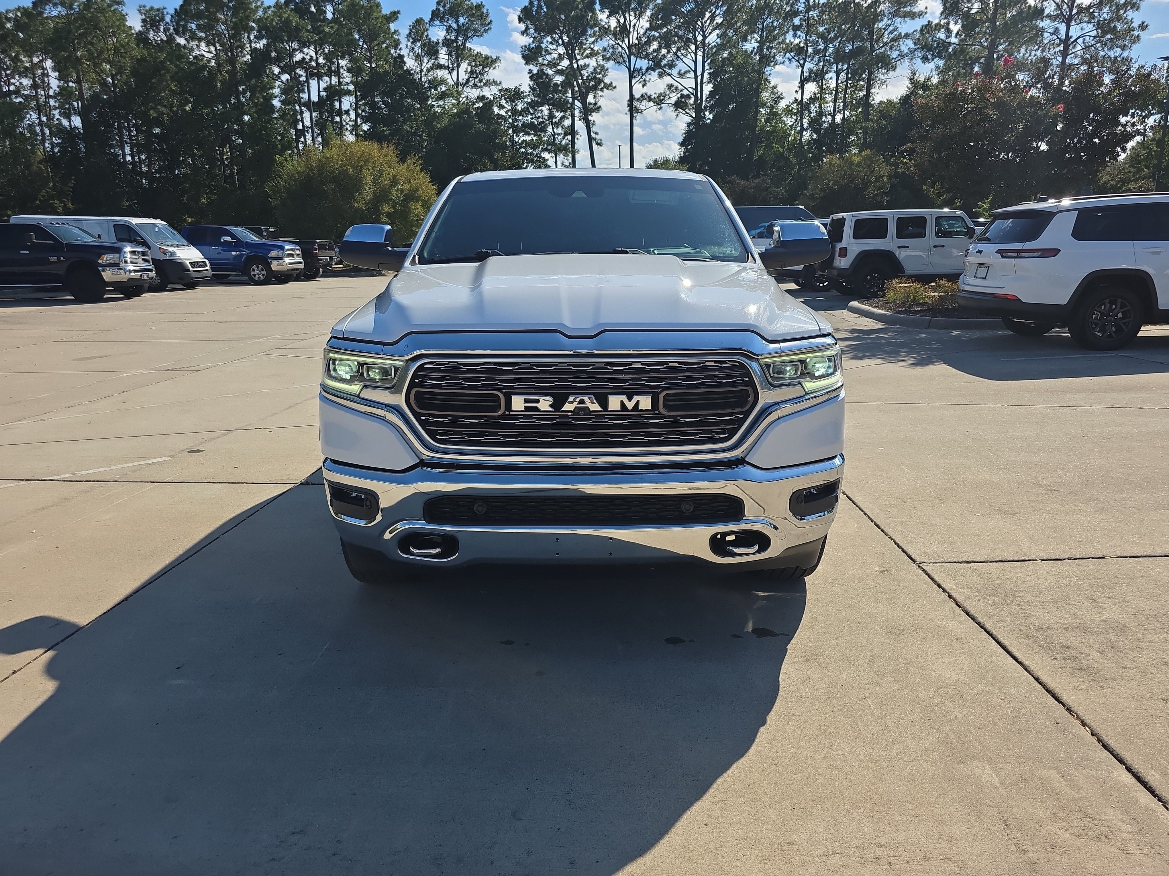 Used 2021 RAM 1500 Limited AWD/4WD image 3
