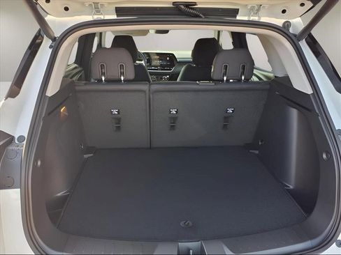 New 2026 Chevrolet TrailBlazer LT w/ Convenience Package FWD image 8