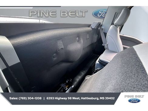 New 2025 Ford F250 XL w/ XL Chrome Package RWD image 21