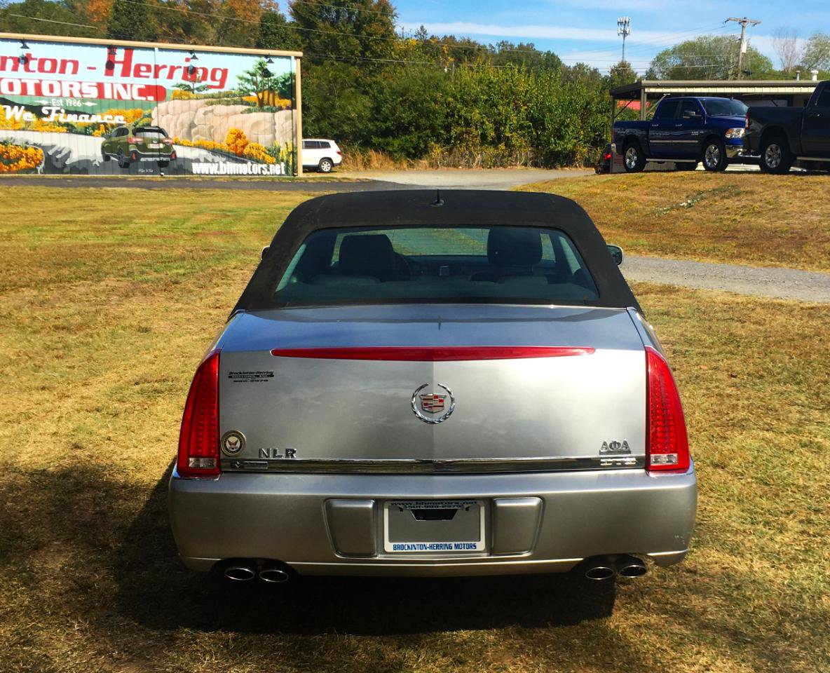 Used 2008 Cadillac DTS FWD image 5