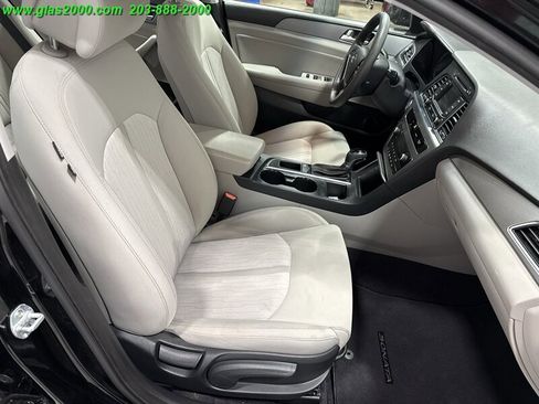 Used 2016 Hyundai Sonata SE image 5