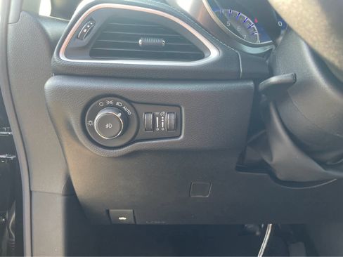 New 2026 Chrysler Pacifica Select w/ S Appearance Package image 20