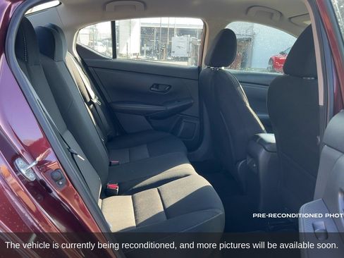 Used 2024 Nissan Sentra SV FWD image 15