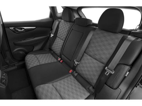 Used 2020 Nissan Rogue Sport SV image 16