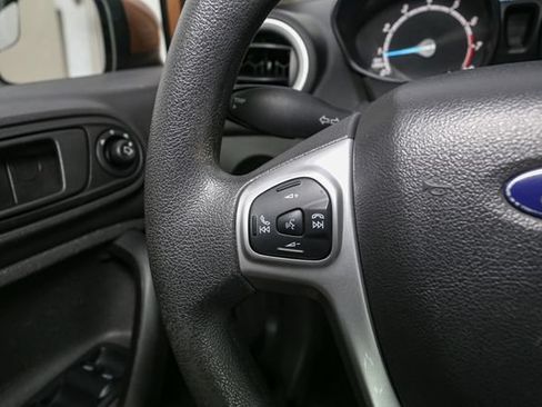 Used 2017 Ford Fiesta SE FWD image 24