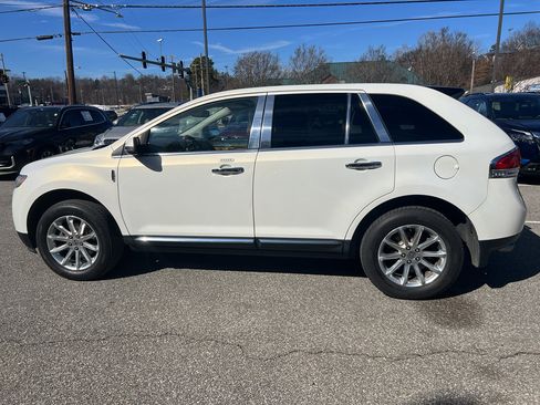 Used 2013 Lincoln MKX AWD image 8