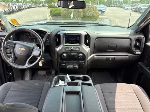 Used 2021 Chevrolet Silverado 2500 Custom w/ Custom Value Package AWD/4WD image 24