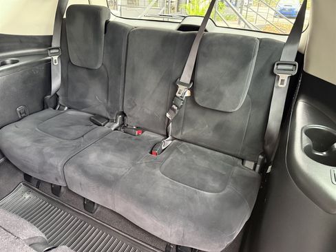 Used 2018 Nissan Armada SV w/ Driver Package RWD image 17