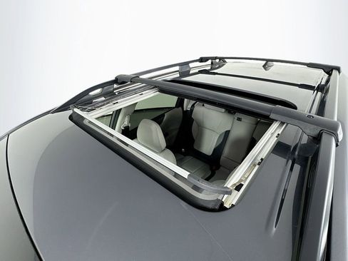 Used 2024 Subaru Forester Premium image 22