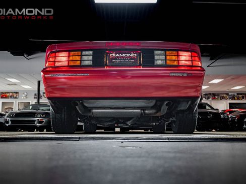 Used 1989 Chevrolet Camaro IROC-Z RWD image 65