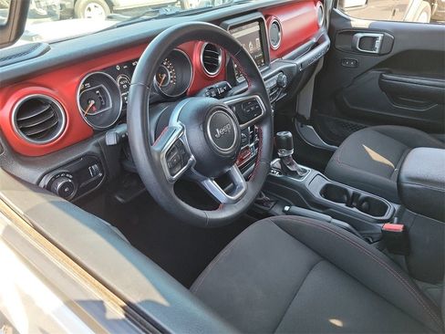 Certified 2023 Jeep Wrangler Unlimited Rubicon image 2