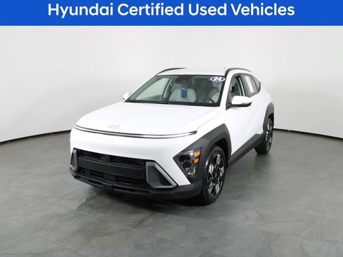 Certified 2024 Hyundai Kona SEL w/ Convenience Package FWD image 2
