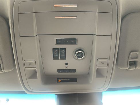 Used 2020 Chevrolet Tahoe LT w/ Luxury Package image 29