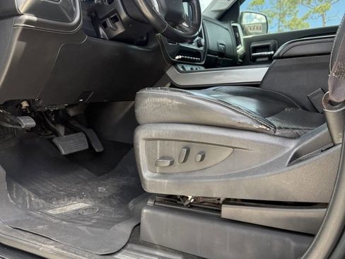 Used 2017 Chevrolet Silverado 1500 LTZ Z71 w/ LTZ Plus Package image 13